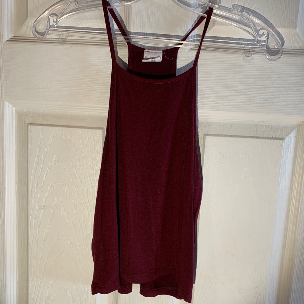Comfortable maroon halter top